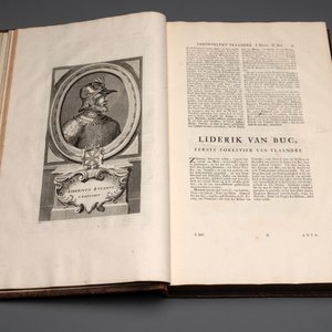 Verheerlykt Vlaandre, Flandria Illustrata, an illustrated chronicle of Flanders in three tomes and two volumes, Flanders, dated 1735 — photo 7