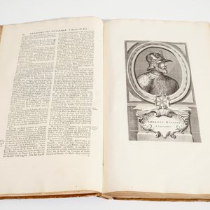 Verheerlykt Vlaandre, Flandria Illustrata, drie delen in twee volumes, Anthoni Sanderus, 1735 — foto 17