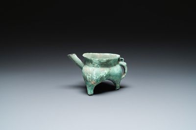 Verseuse à vin de type 'he' en bronze, Chine, Zhou de l'Ouest, ca. 11ème-8ème a.C.