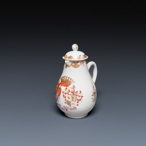 Verseuse couverte armoriée en porcelaine de Chine pour le marché hollandais aux armes de De Riet et Bouillon, Qianlong — photo 1