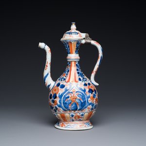 Verseuse de type 'aftaba' en porcelaine de Chine de style Imari pour le marché islamique, Kangxi — photo 2