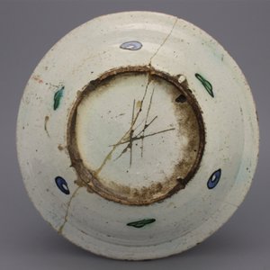 Versierd Iznik bord, ca. 1620 — foto 2