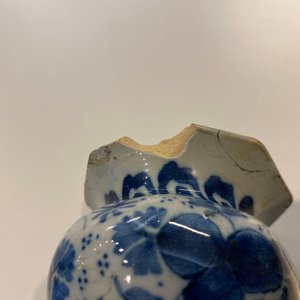Vier blauw-witte Delftse vazen, 17/18e eeuw — foto 16