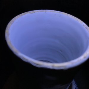 Vier blauwwitte Delftse apothekersflessen en twee -potten, 18e eeuw — foto 10