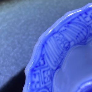 Vier Chinese blauw-witte koppen en schotels, Kangxi — foto 23