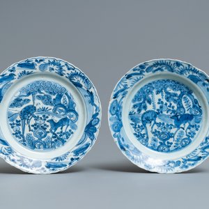 Vier Chinese blauw-witte kraakporseleinen borden, Wanli — foto 2