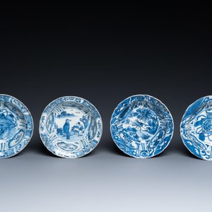 Vier Chinese blauw-witte kraakporseleinen klapmutskommen, Wanli — foto 2