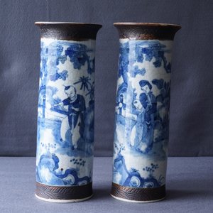 Vier Chinese blauwwitte vazen, 19e eeuw — foto 7