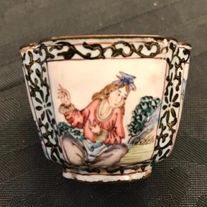 Vier Chinese Canton email schotels en drie kopjes, Qianlong — foto 10