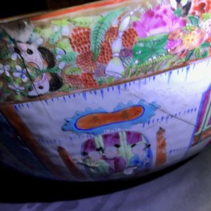 Vier Chinese Canton famille rose, blauwwitte en Imari-stijl kommen, 18/19e eeuw — foto 53