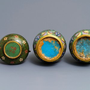 Vier Chinese cloisonné vazen, 19/20e eeuw — foto 6
