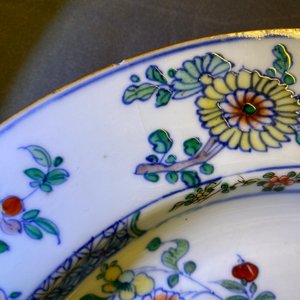 Vier Chinese doucai schotels, Kangxi — foto 9