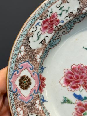 Vier Chinese famille rose borden met bloemen en dieren, Yongzheng/Qianlong — foto 24