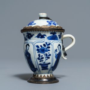 Vier Chinese famille rose en blauwwitte kannen en theepotten, Kangxi/Qianlong — foto 16
