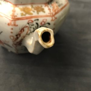Vier Chinese famille rose en blauwwitte kannen en theepotten, Kangxi/Qianlong — foto 38