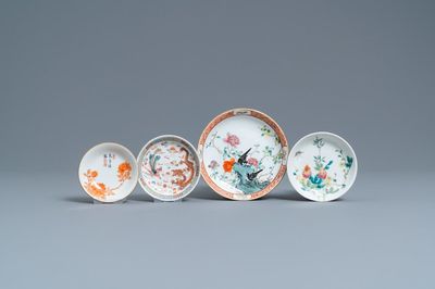 Vier Chinese famille rose en ijzerrode bordjes, Guangxu en Qianlong merken, 19/20e eeuw