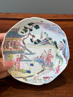 Vier Chinese famille rose en ijzerrode koppen en schotels, Yongzheng/Qianlong — foto 56