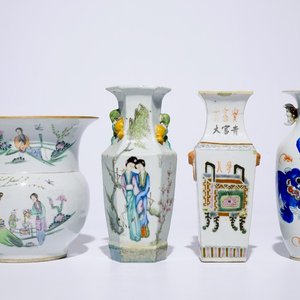 Vier Chinese famille rose en polychrome vazen, 19/20e eeuw — foto 1
