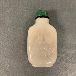 Vier Chinese jade snuifflessen, 19/20e eeuw — foto 19