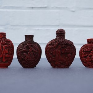 Vier Chinese lakwerk snuifflessen, 19/20e eeuw — foto 9