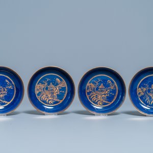 Vier Chinese monochrome blauwe koppen en schotels met verguld landschapsdecor, Qianlong — foto 2