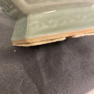 Vier Chinese monochrome turquoise vazen en een celadon vaas, 19/20e eeuw — foto 35