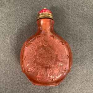 Vier Chinese snuifflessen in rood en roze glas, 19/20e eeuw — foto 6