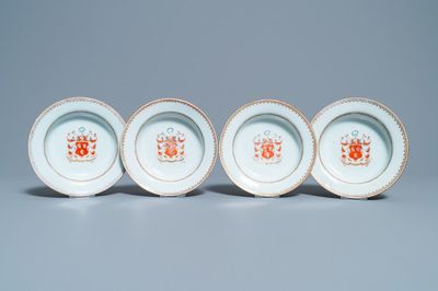 Vier diepe Chinese borden met het wapen van Ross of Balnagowan voor de Schotse markt, Qianlong