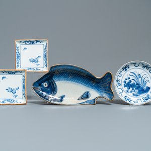 Vier Japanse blauw-witte schotels, Edo, 17/18e eeuw — foto 1