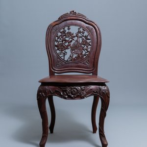 Vier koloniale Portugese of in Macao gemaakte houten stoelen met opengewerkte rugleuning, 19e eeuw — foto 12