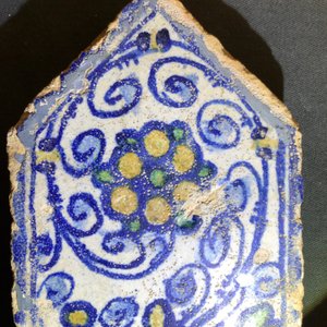 Vier majolica tegels uit de kapel van Fère-en-Tardenois, atelier Guido Andries, Antwerpen, ca. 1530 — foto 9