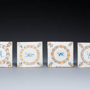 Vier polychrome Delftse tegels met dieren in aigretterand, Haarlem, 17e eeuw — foto 1
