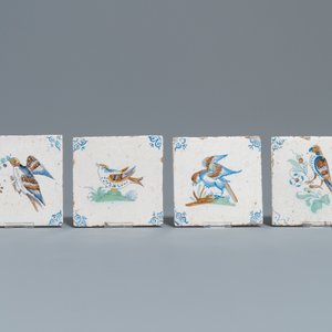 Vier polychrome Delftse tegels met vogels, 1e helft 17e eeuw — foto 2