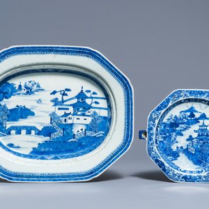 Vier stukken Chinees blauwwit porselein, Qianlong en 19e eeuw — foto 2