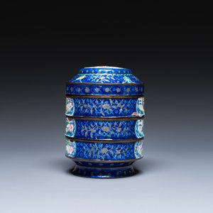 Vier stukken Chinees Canton email met blauwe fondkleur, Qianlong/Jiaqing — foto 9