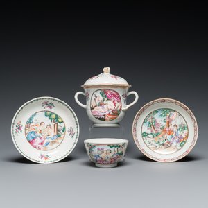 Vier stukken Chinees famille rose exportporselein met mythologische en romantische decors, Qianlong — foto 1