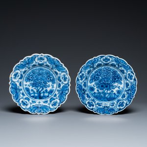 Vijf blauw-witte Delftse borden, 18e eeuw — foto 4