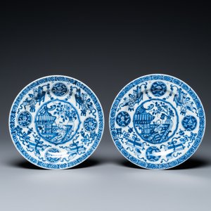 Vijf Chinese blauw-witte borden met 'zotjes', Kangxi — foto 4
