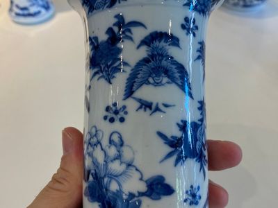 Vijf Chinese blauw-witte vazen, 19e eeuw — foto 14