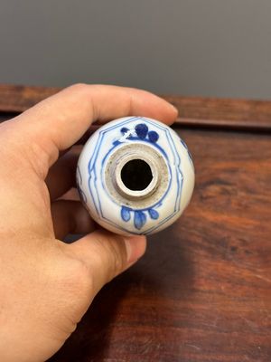 Vijf Chinese blauw-witte vazen, Kangxi — foto 4