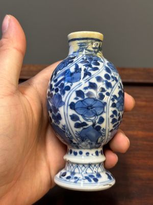 Vijf Chinese blauw-witte vazen, Kangxi — foto 7