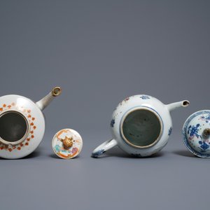 Vijf Chinese famille rose koppen en schotels en twee theepotten met mandarijns decor, Yongzheng/Qianlong — foto 14