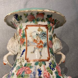 Vijf Chinese famille rose vazen, 19e eeuw — foto 15