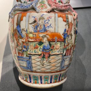 Vijf Chinese famille rose vazen, 19e eeuw — foto 21