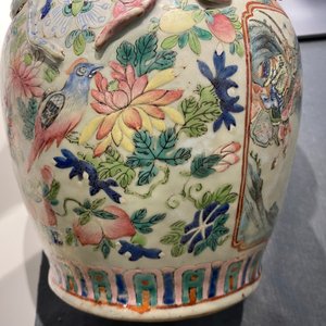 Vijf Chinese famille rose vazen, 19e eeuw — foto 37