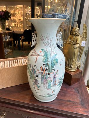 Vijf Chinese famille rose vazen met figuratief decor, 19/20e eeuw — foto 1