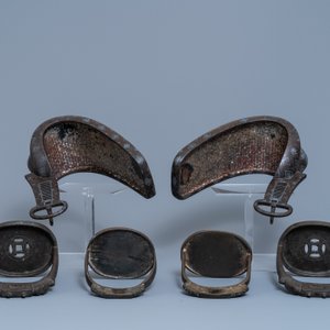 Vijf paar Chinese en Japanse bronzen stijgbeugels, 18/19e eeuw — foto 13