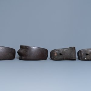 Vijf paar Chinese en Japanse bronzen stijgbeugels, 18/19e eeuw — foto 8
