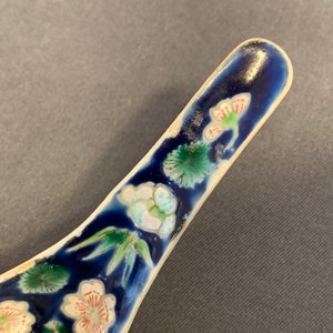 Vijf polychrome Chinese lepels, 19/20e eeuw — foto 9