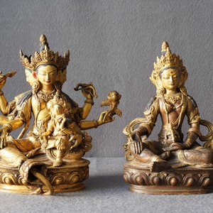 Vijf Sino-Tibetaanse verguld bronzen Boeddha’s, 19/20e eeuw — foto 24
